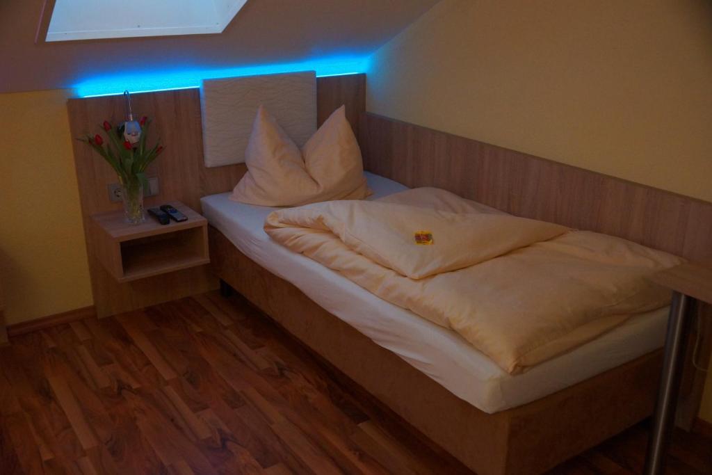Hotel Garni Kleindienst Ursensollen Phòng bức ảnh